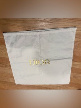 DIOR dustbag 100% original appr. 21”x21”